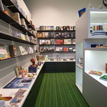 (2013-10) Shop Sankt Benno Verlag - Leipzig 04